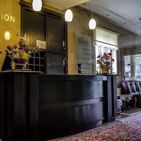 Hotell Rubis Rudozem